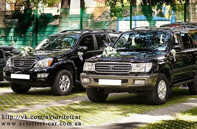 Lexus GX 470-Toyota Land Cruiser 100.jpg